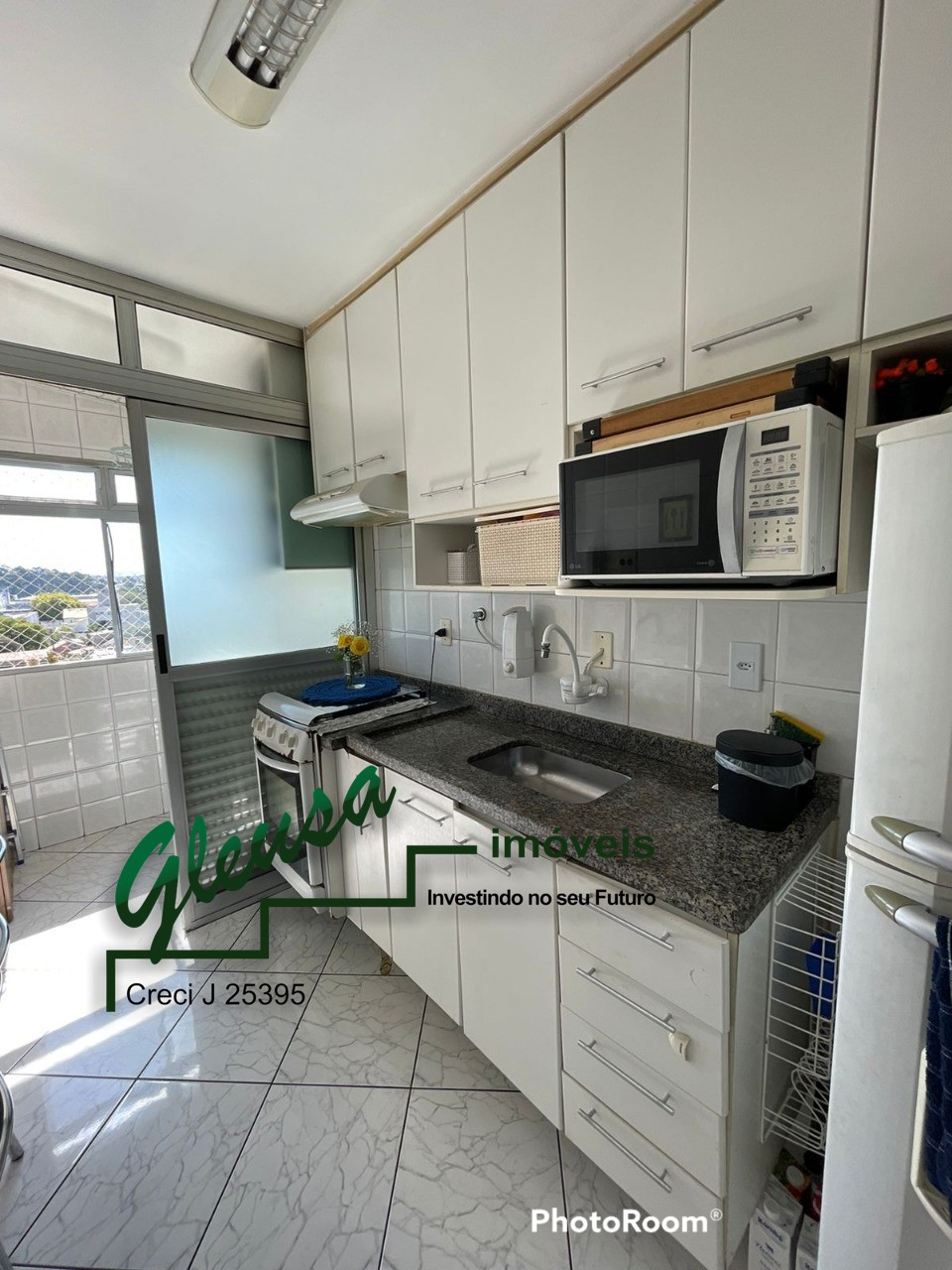 Apartamento à venda com 2 quartos, 49m² - Foto 12