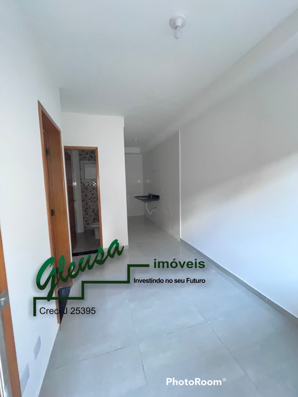 Apartamento à venda com 2 quartos, 33m² - Foto 2