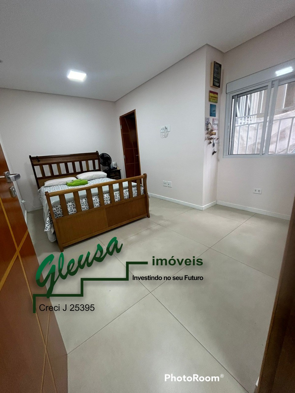 Casa à venda com 3 quartos, 100m² - Foto 26