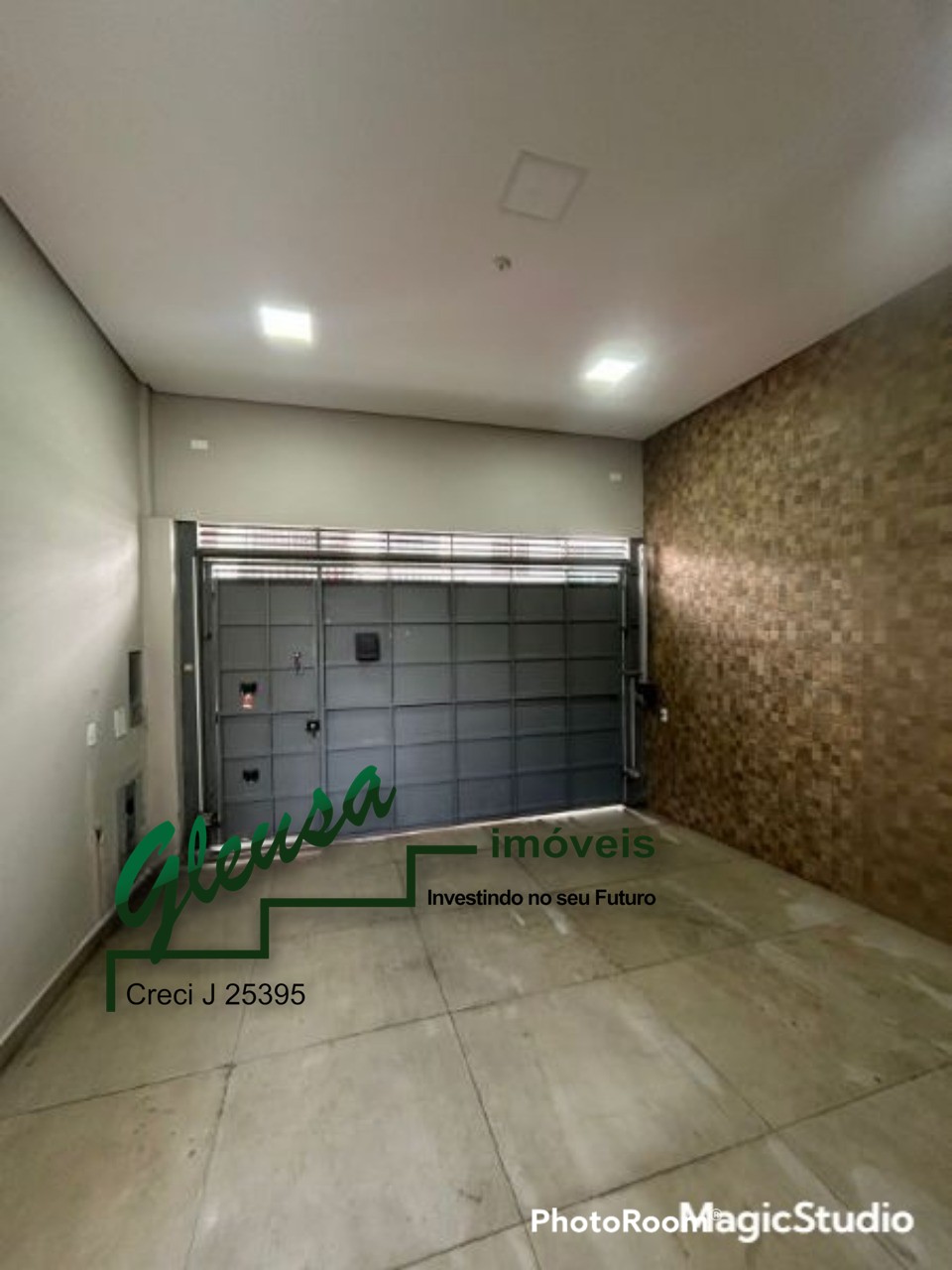 Casa à venda com 3 quartos, 100m² - Foto 4