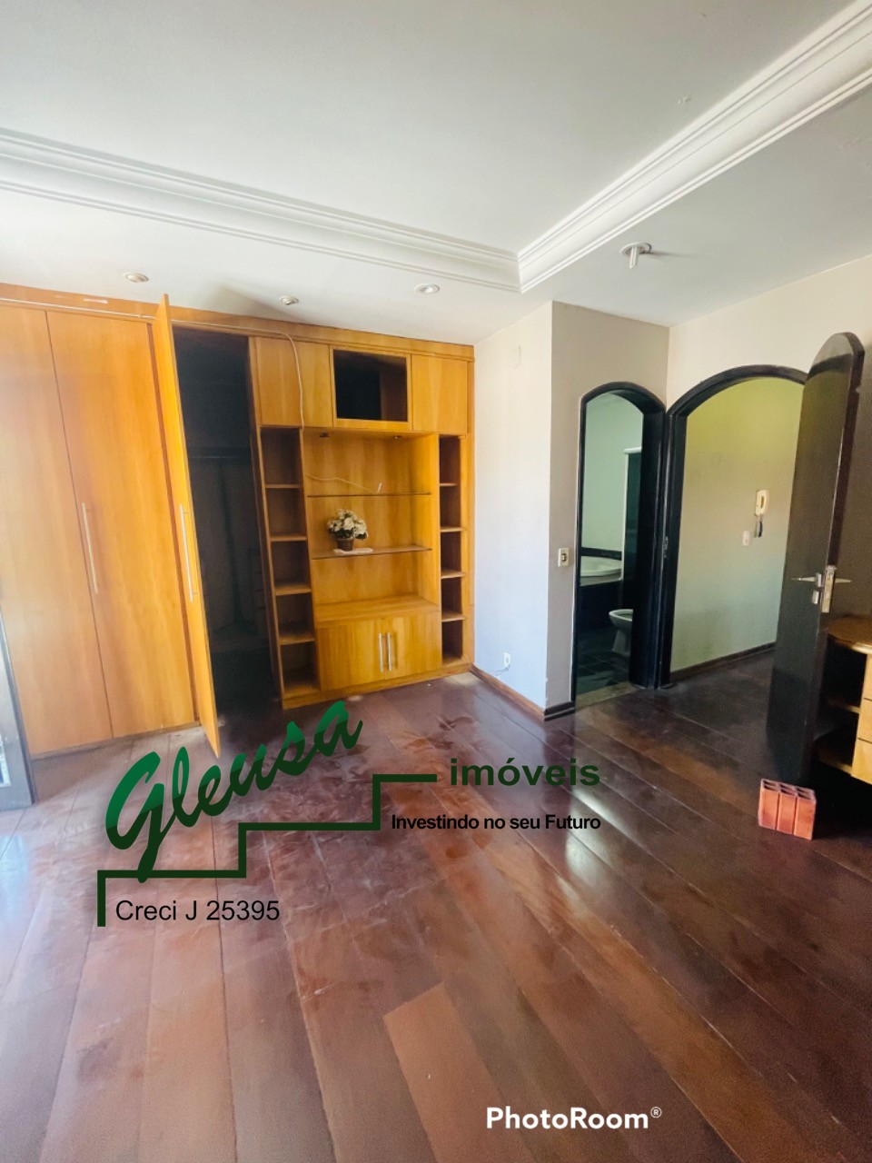 Casa à venda com 3 quartos, 325m² - Foto 36