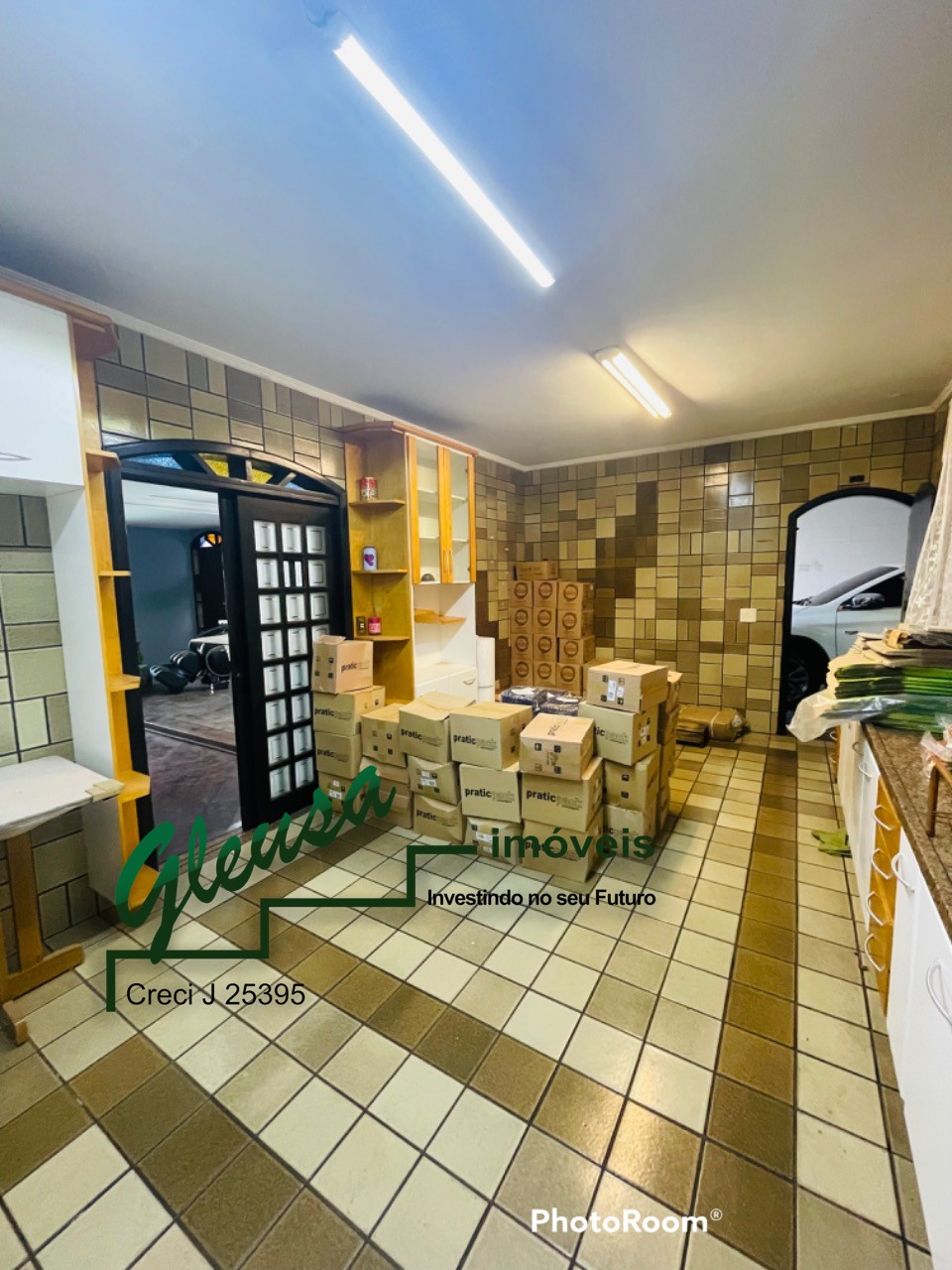 Casa à venda com 3 quartos, 325m² - Foto 18