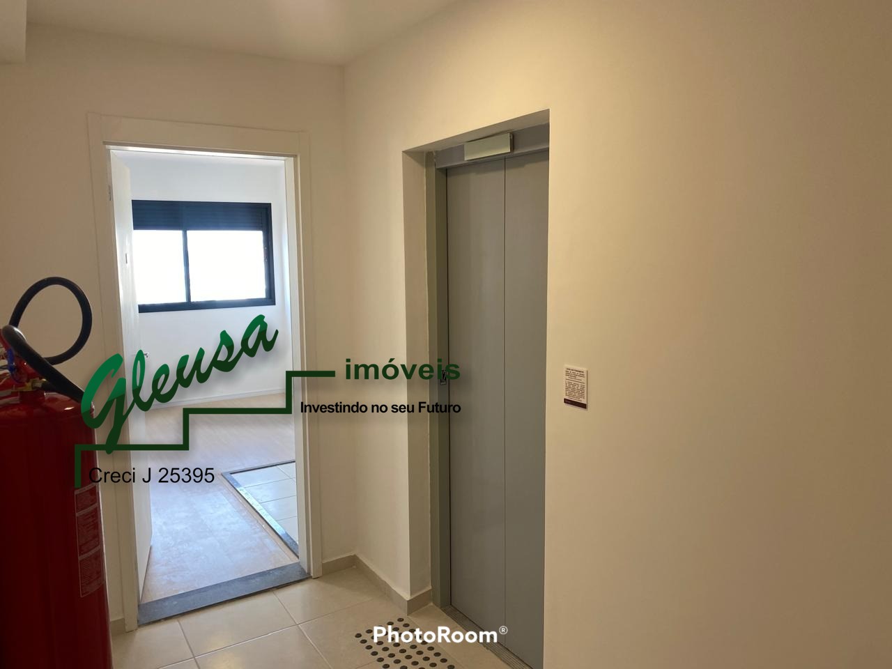 Apartamento à venda com 2 quartos, 35m² - Foto 9