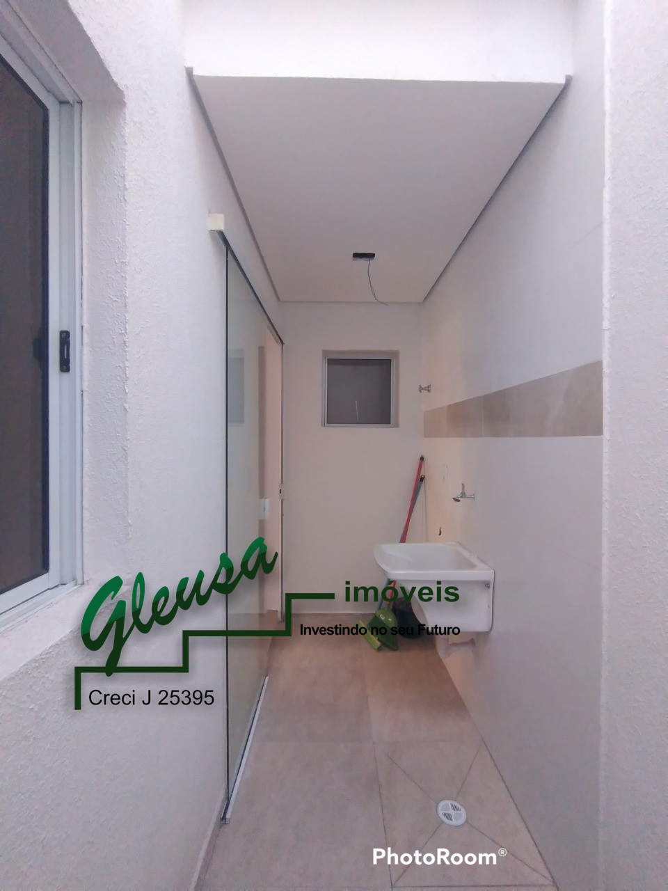 Apartamento à venda com 2 quartos, 40m² - Foto 17