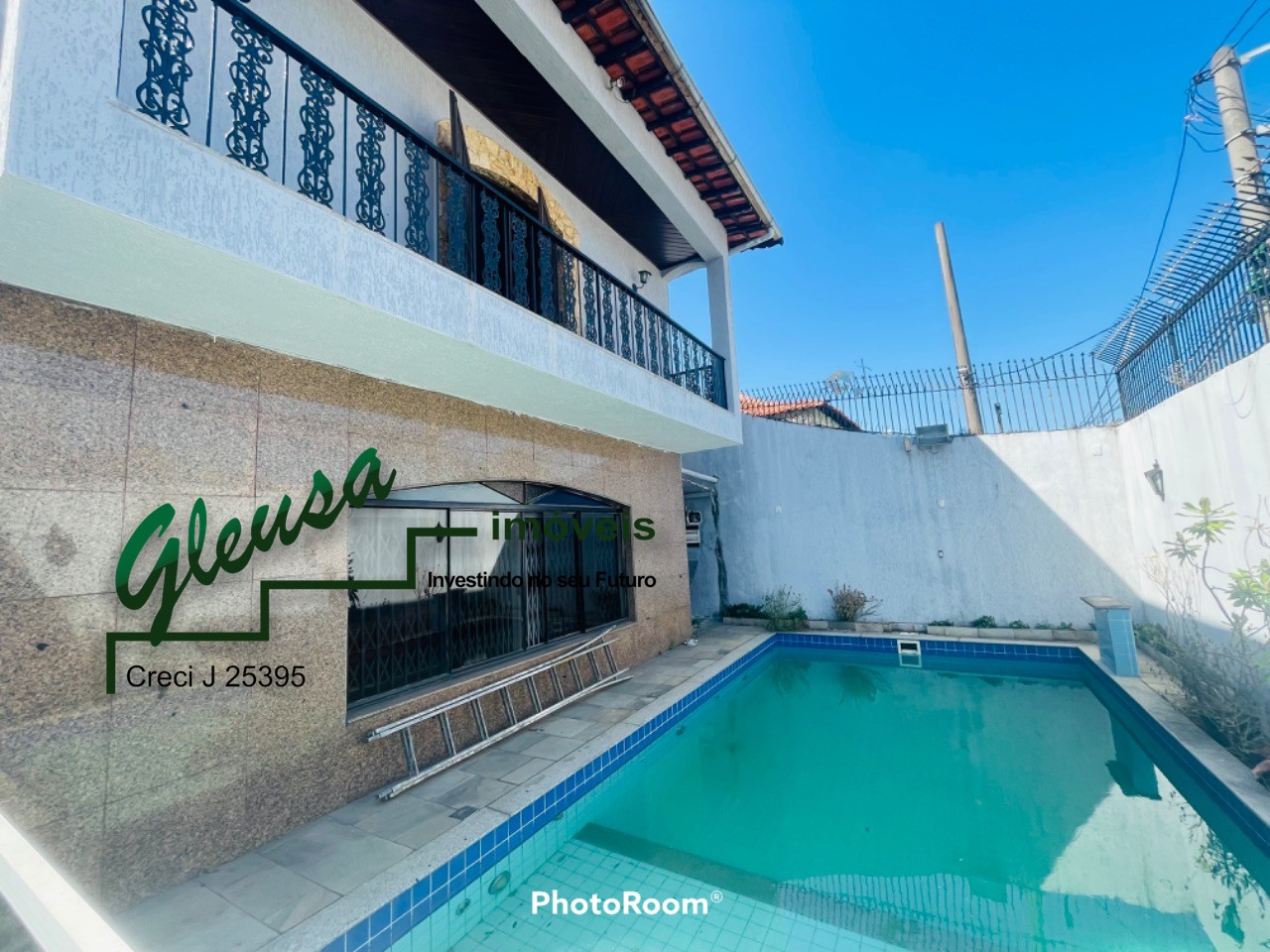 Casa à venda com 3 quartos, 325m² - Foto 5