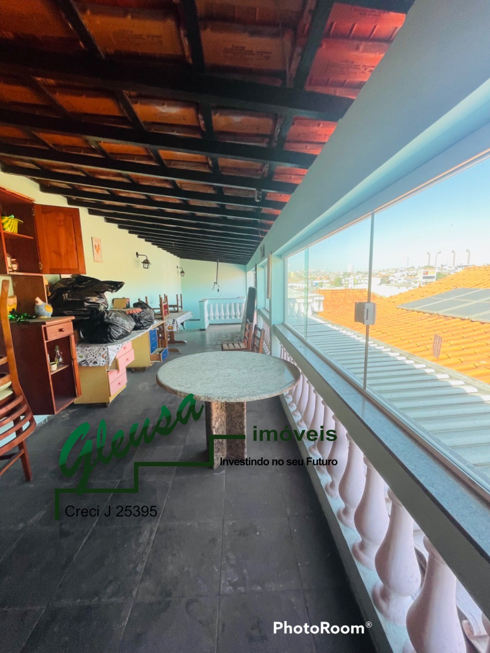 Casa à venda com 3 quartos, 325m² - Foto 15