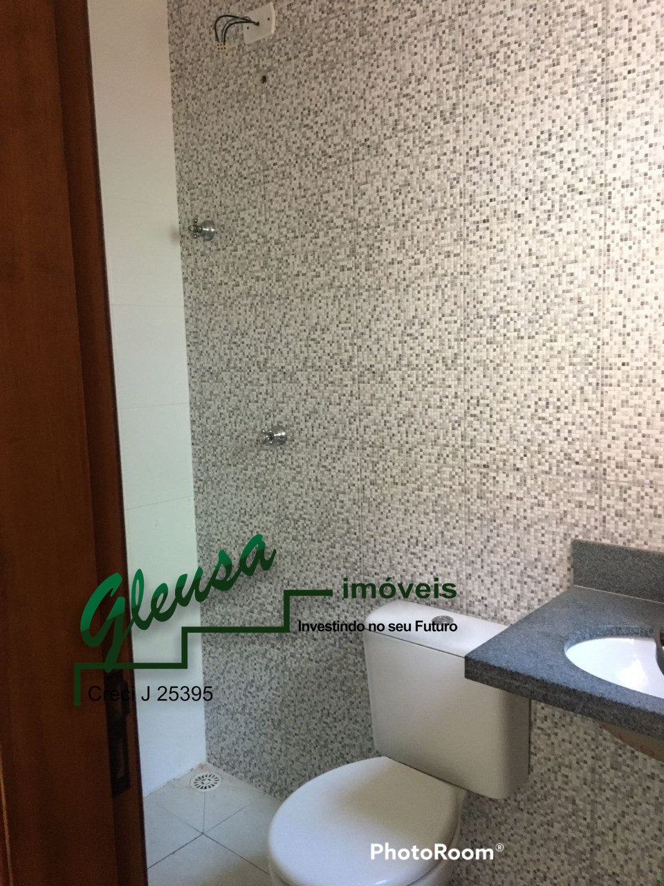 Casa para alugar com 2 quartos, 80m² - Foto 18