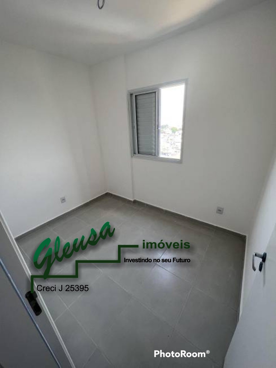 Apartamento para alugar com 2 quartos, 40m² - Foto 12