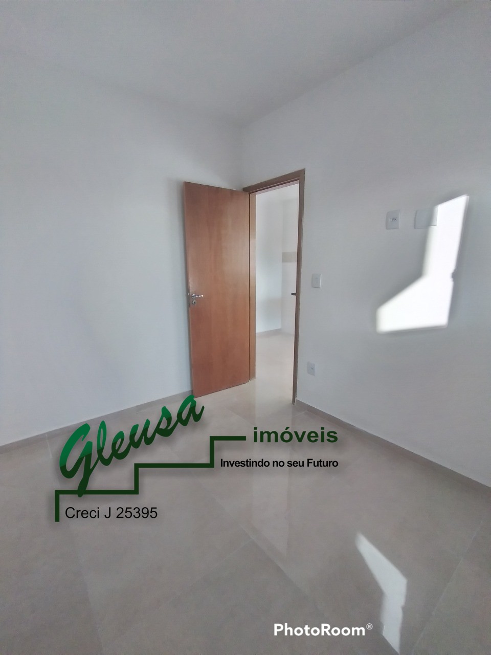 Apartamento à venda com 2 quartos, 40m² - Foto 11