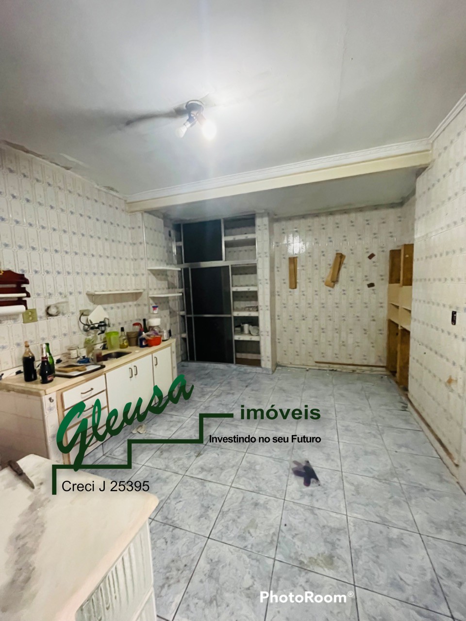 Casa à venda com 2 quartos, 90m² - Foto 14