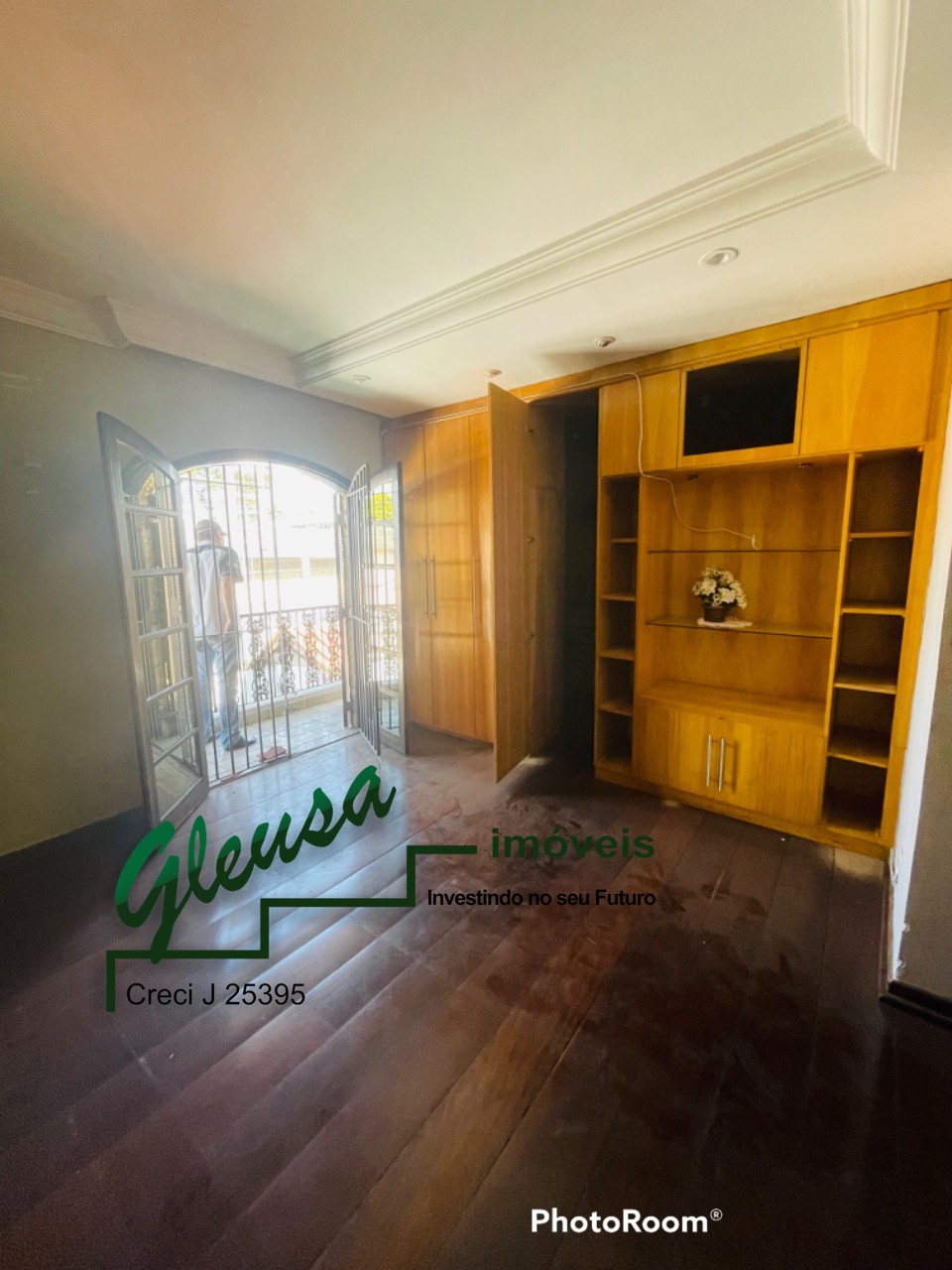 Casa à venda com 3 quartos, 325m² - Foto 35