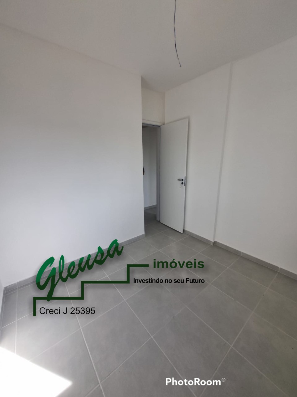 Apartamento à venda com 2 quartos, 38m² - Foto 11