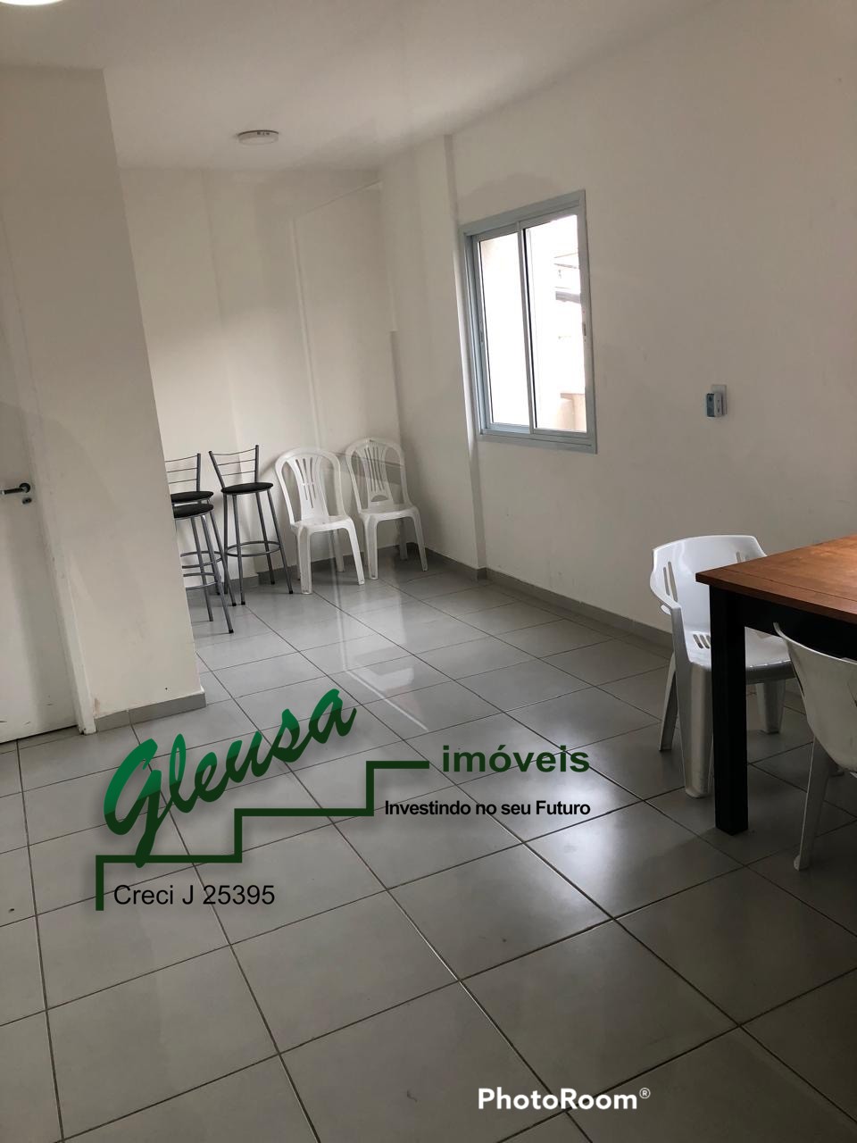 Apartamento à venda com 2 quartos, 38m² - Foto 22