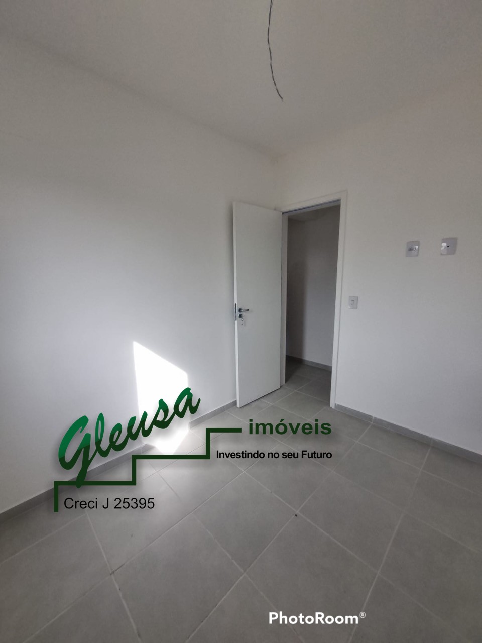 Apartamento à venda com 2 quartos, 38m² - Foto 8