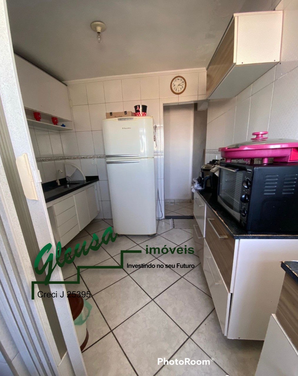 Apartamento à venda com 2 quartos, 68m² - Foto 11