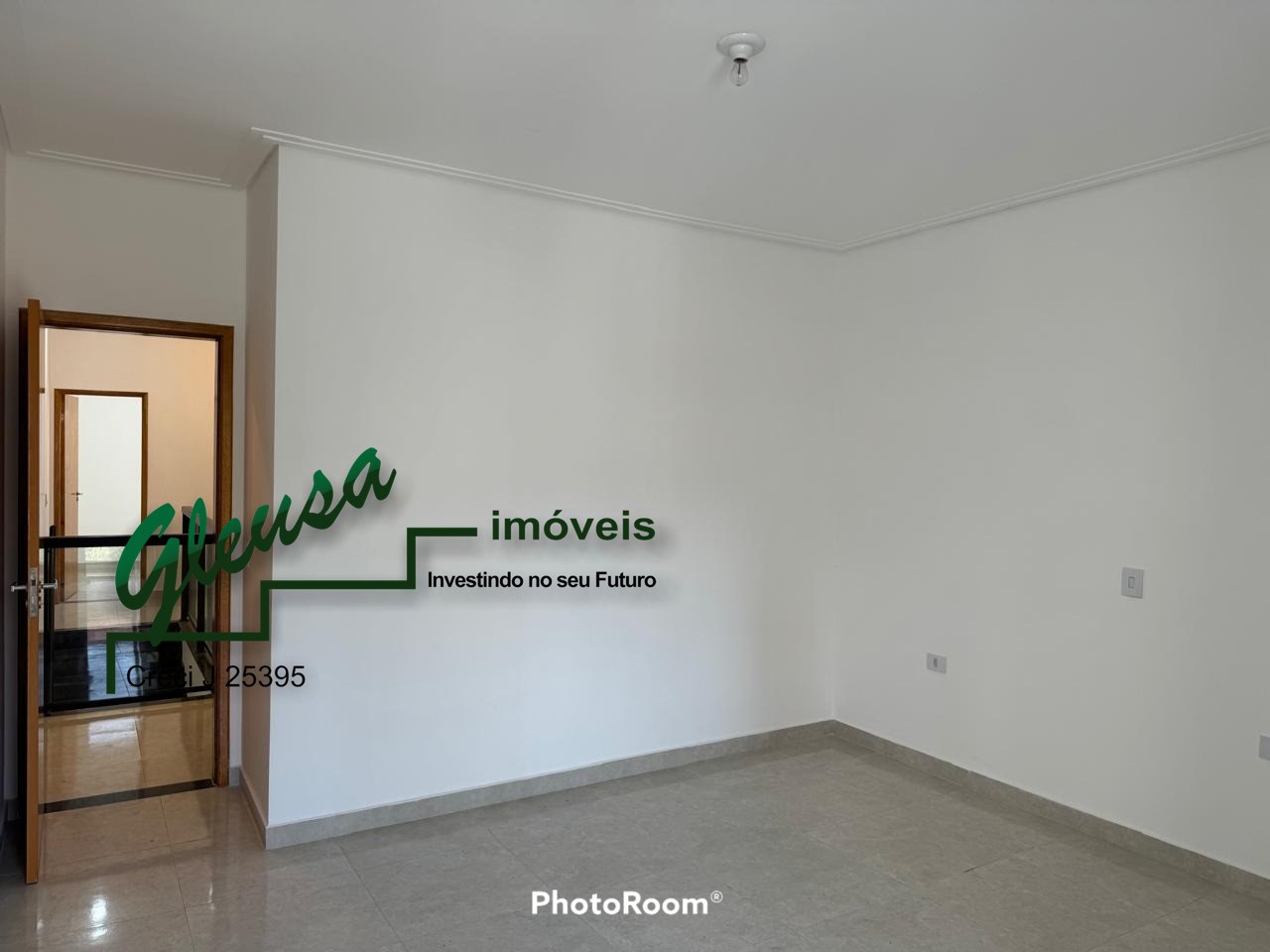 Casa à venda com 3 quartos, 120m² - Foto 17