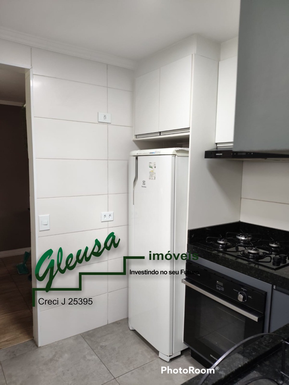 Apartamento à venda com 2 quartos, 56m² - Foto 12