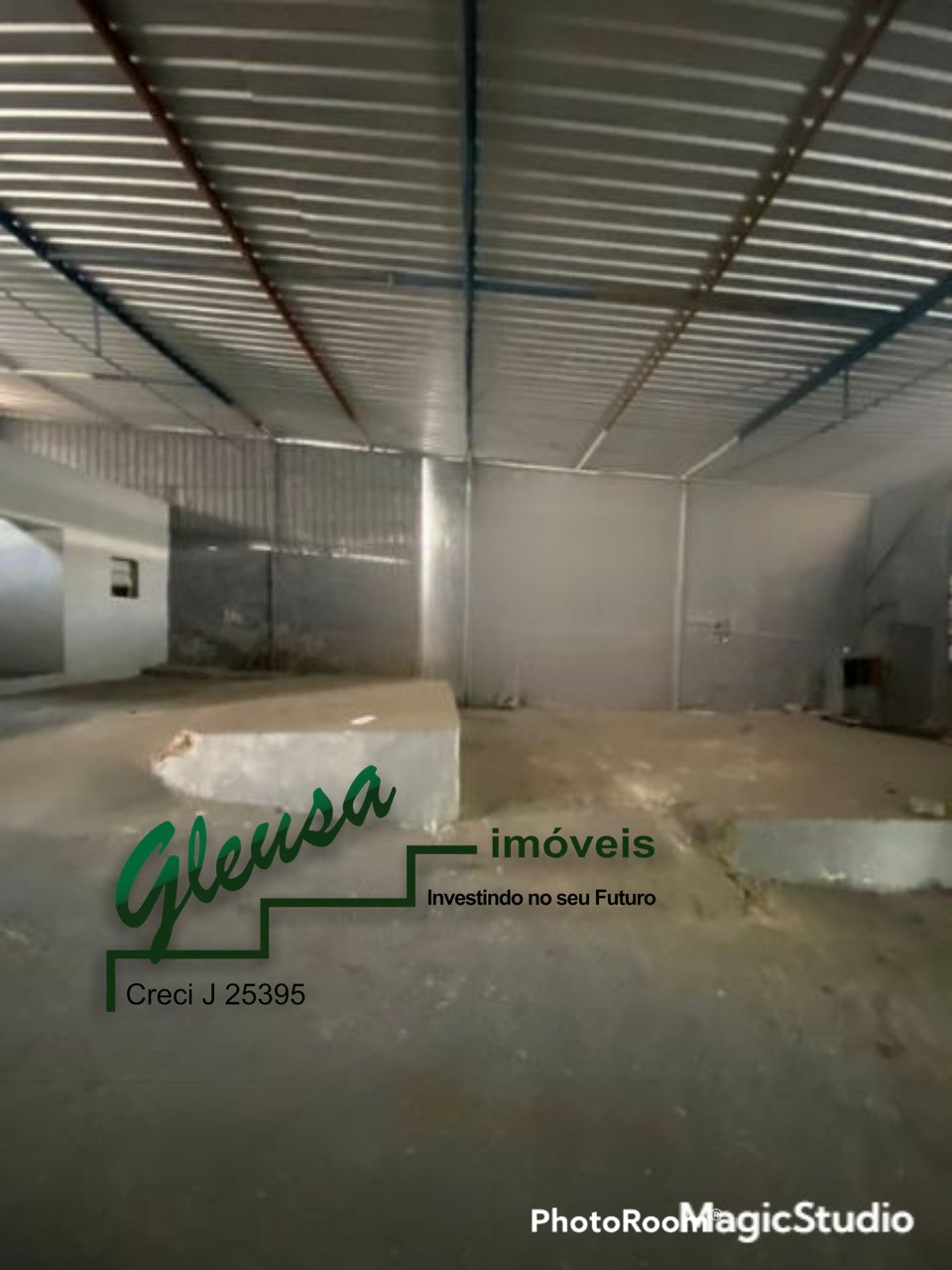 Prédio Inteiro para alugar com 2 quartos, 250m² - Foto 2