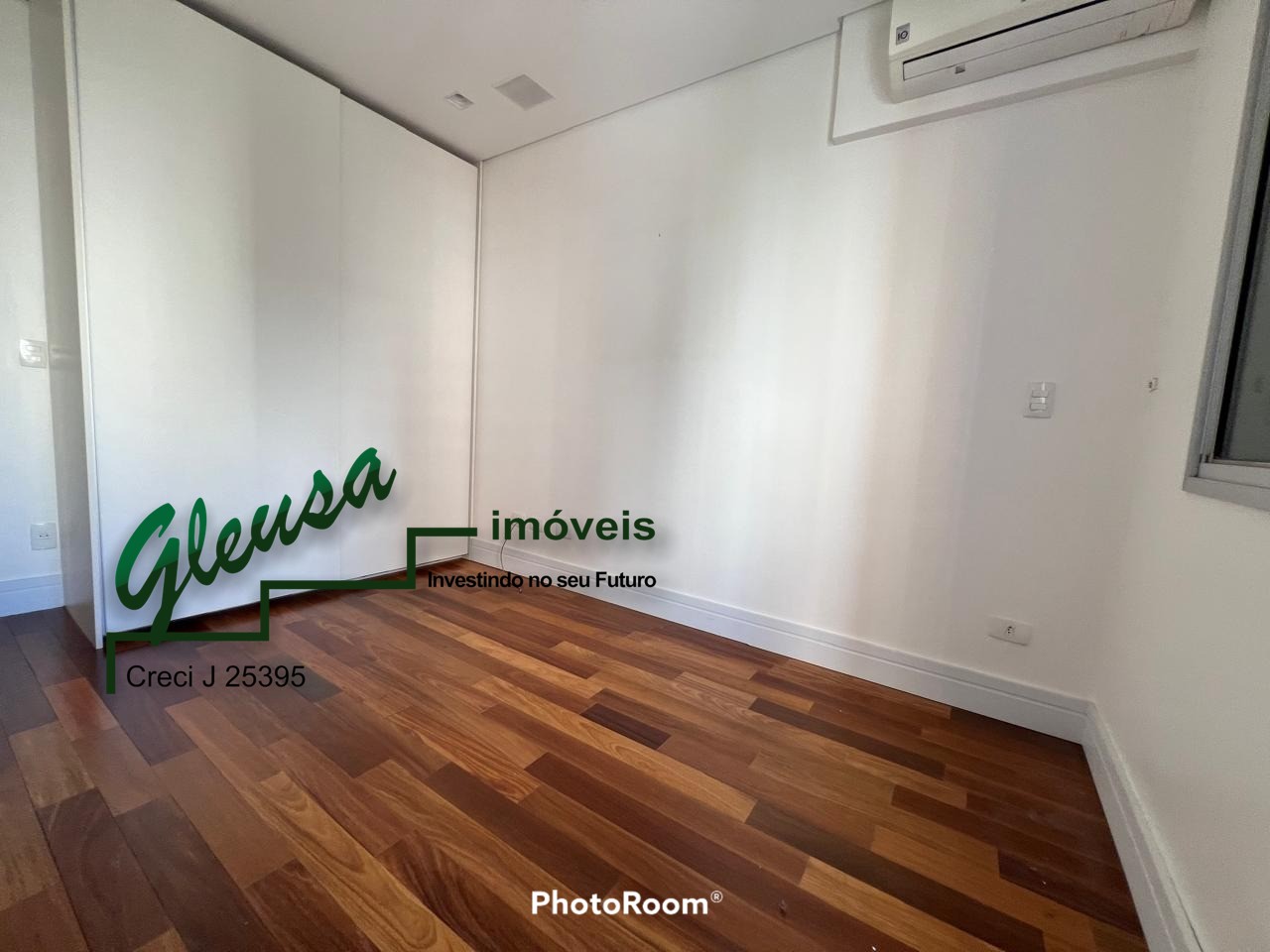 Apartamento à venda com 3 quartos, 235m² - Foto 8