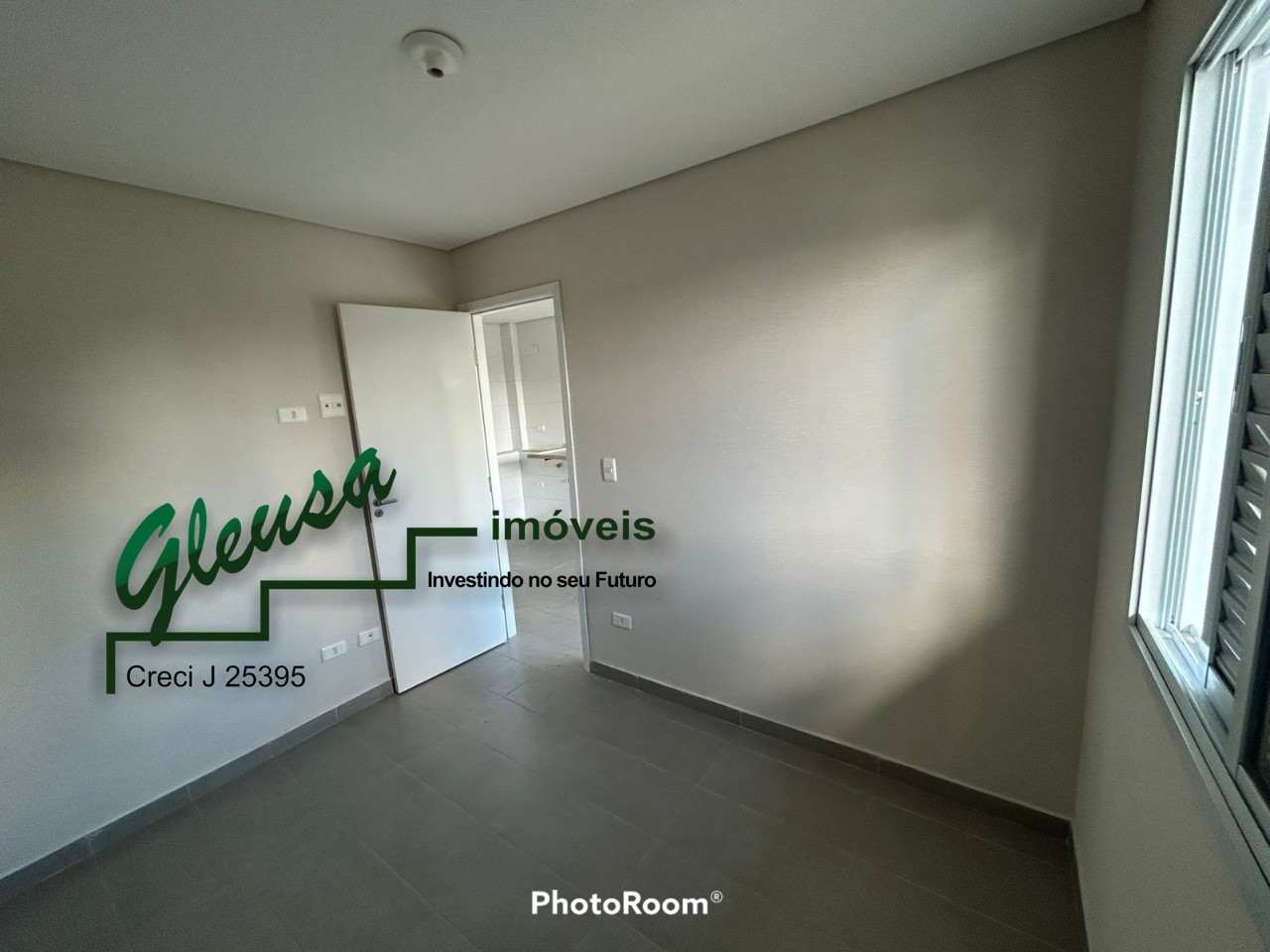 Apartamento à venda com 2 quartos, 44m² - Foto 10