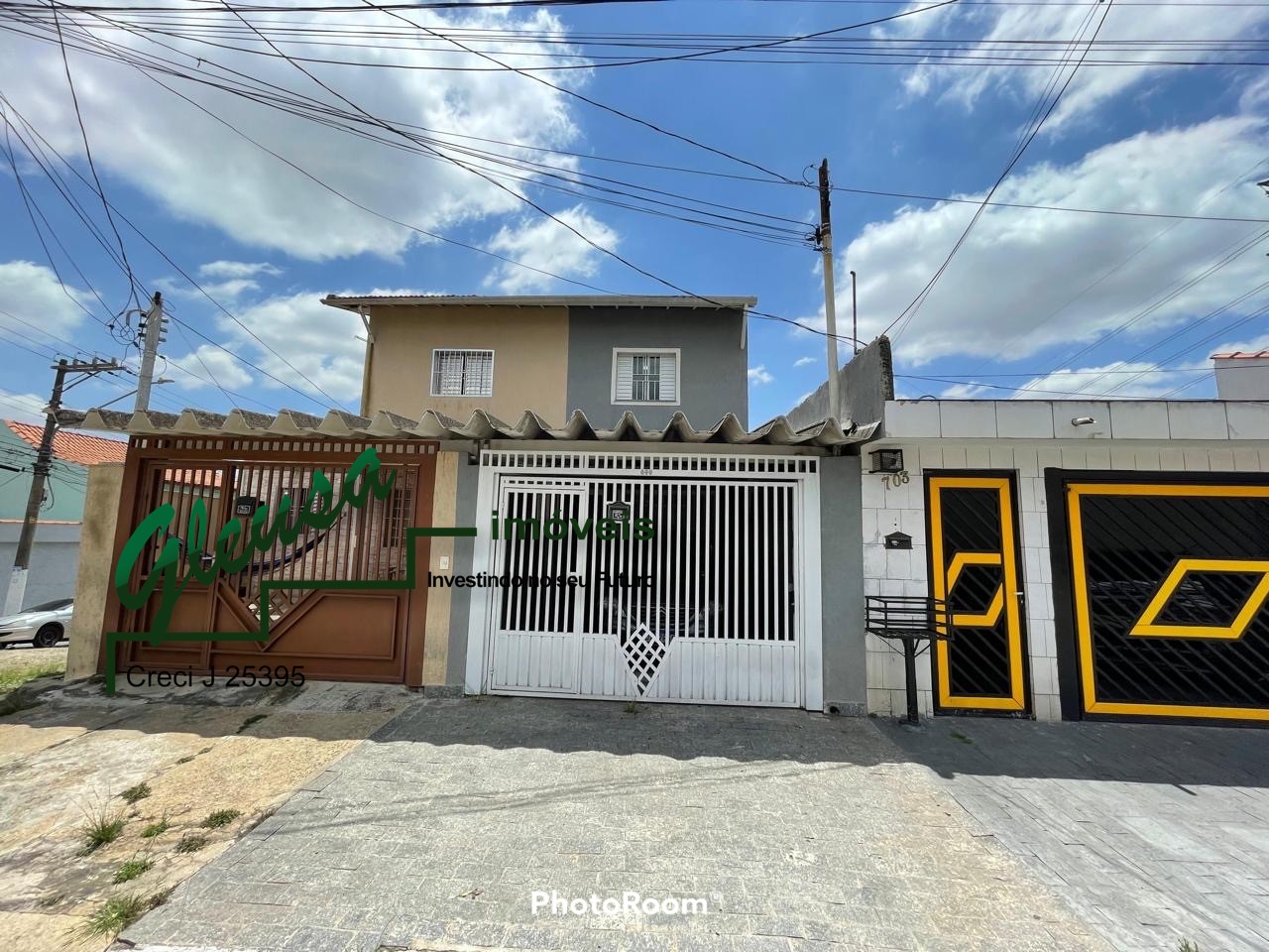 Casa à venda com 3 quartos, 115m² - Foto 2