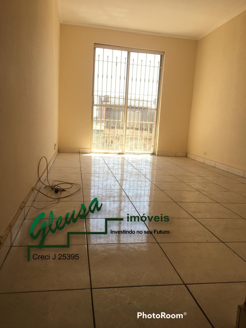 Apartamento para alugar com 2 quartos, 60m² - Foto 9