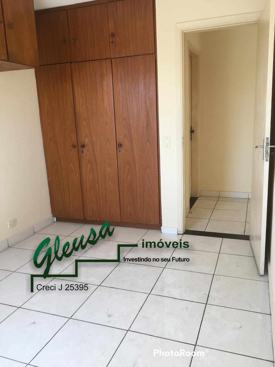 Apartamento para alugar com 2 quartos, 60m² - Foto 18