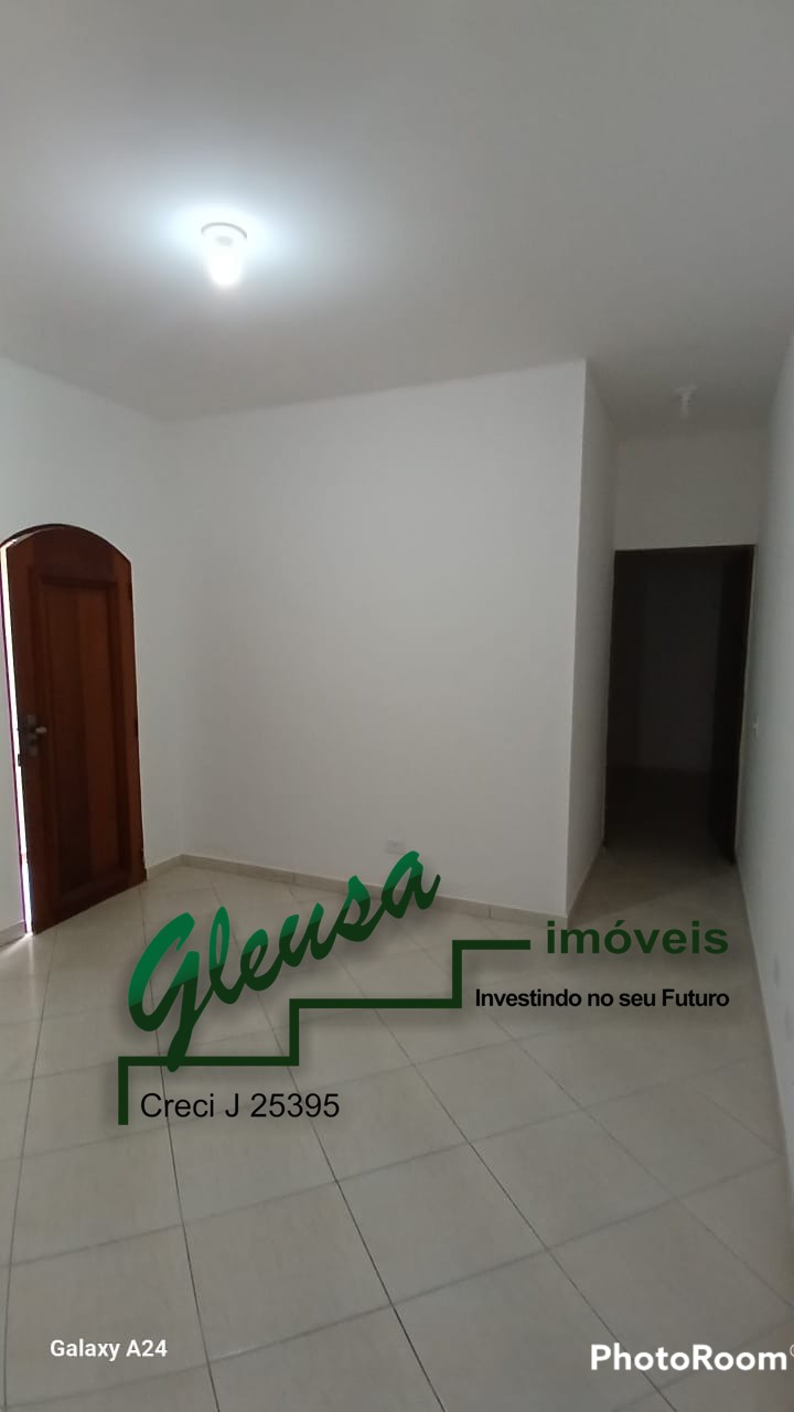 Casa para alugar com 2 quartos, 75m² - Foto 5