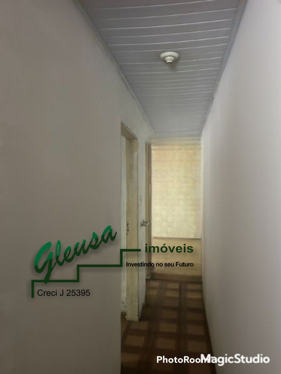 Casa à venda com 2 quartos, 110m² - Foto 11