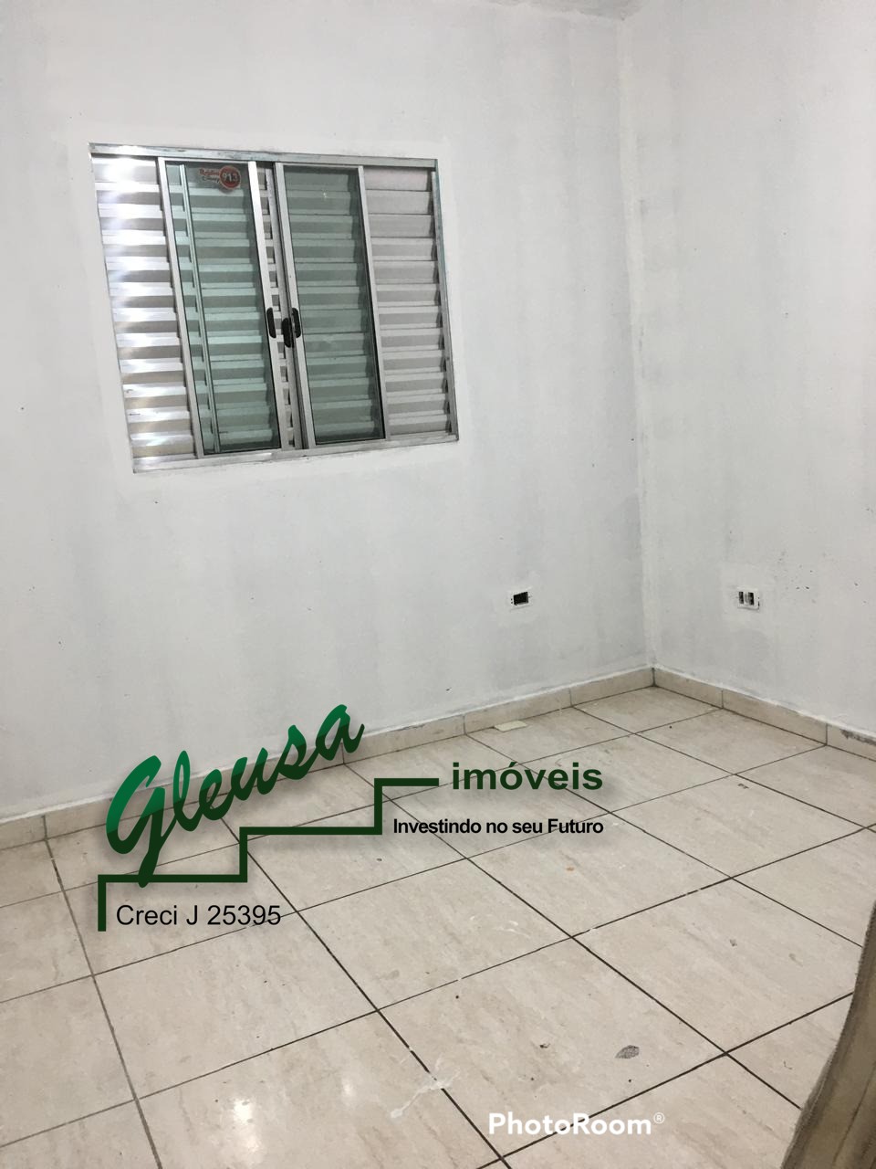 Casa para alugar com 2 quartos, 65m² - Foto 4