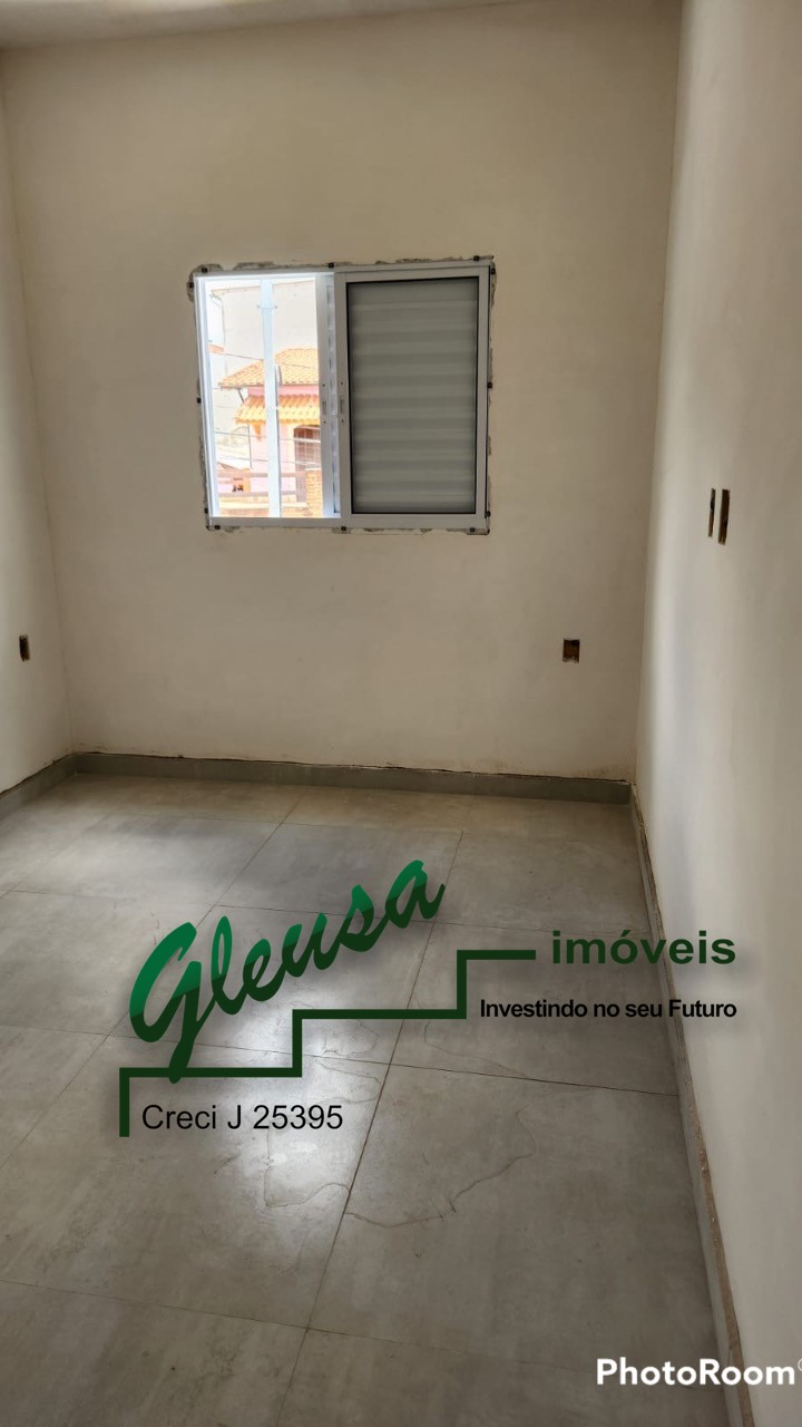 Casa à venda com 2 quartos, 68m² - Foto 13