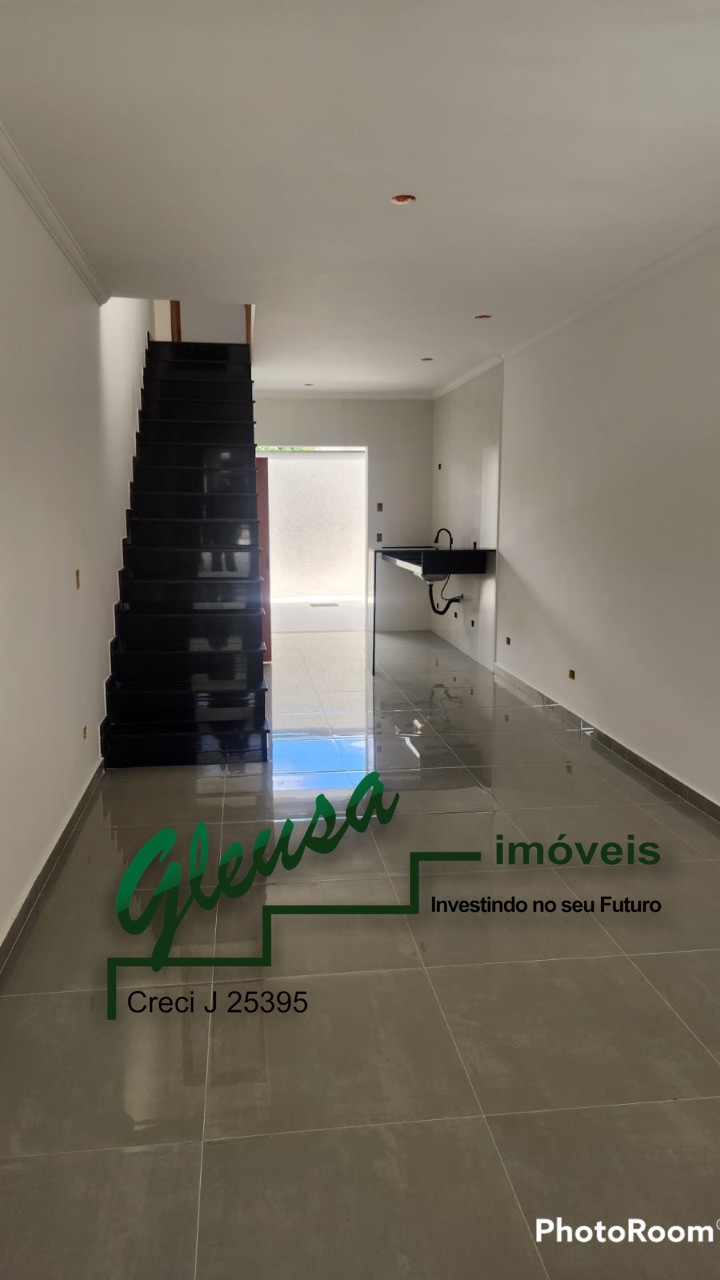 Casa à venda com 3 quartos, 110m² - Foto 5