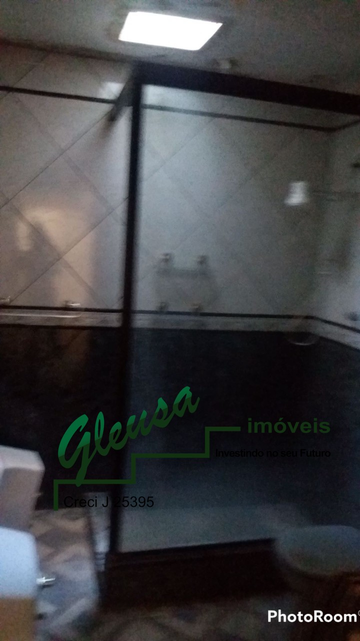 Casa, 4 quartos, 250 m² - Foto 4