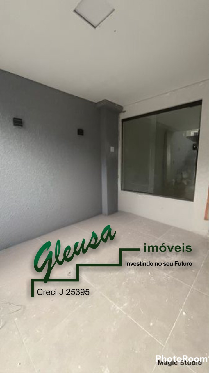 Casa à venda com 3 quartos, 160m² - Foto 2