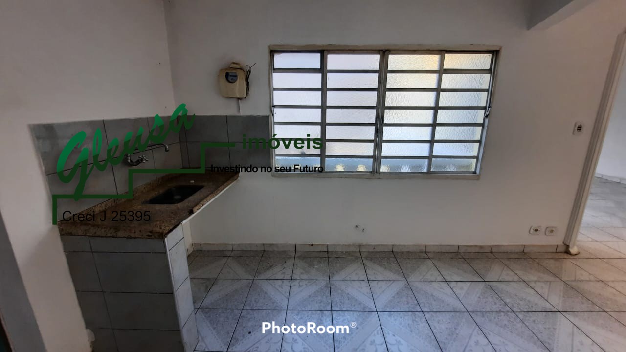 Casa para alugar com 4 quartos, 120m² - Foto 8