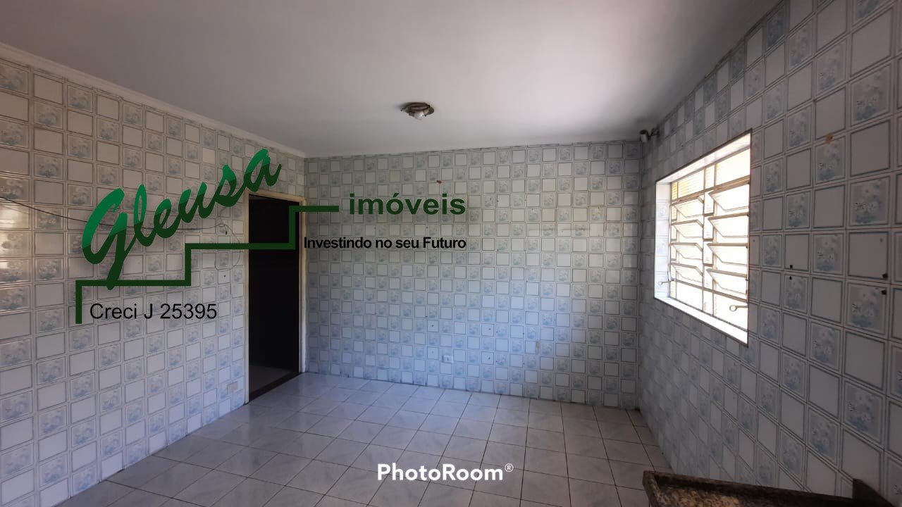 Casa para alugar com 4 quartos, 120m² - Foto 10