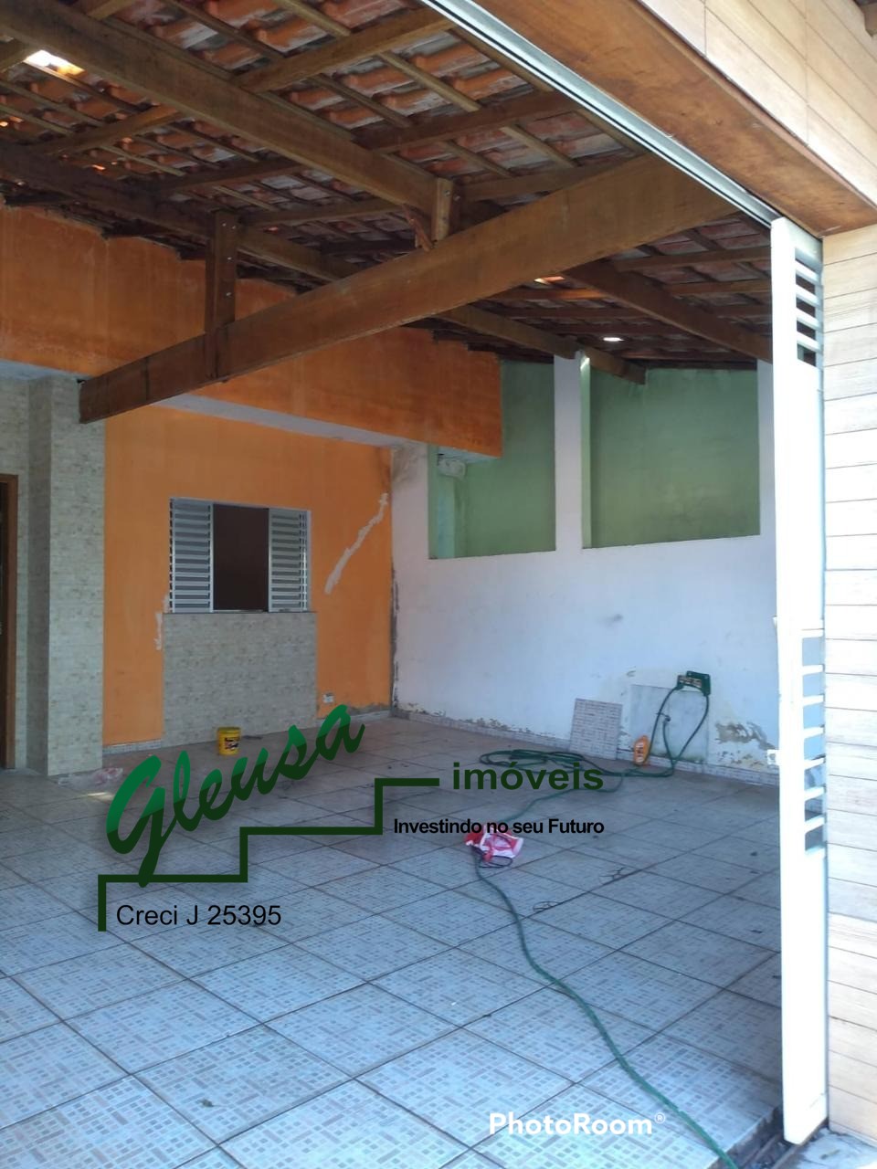 Casa, 6 quartos, 250 m² - Foto 1