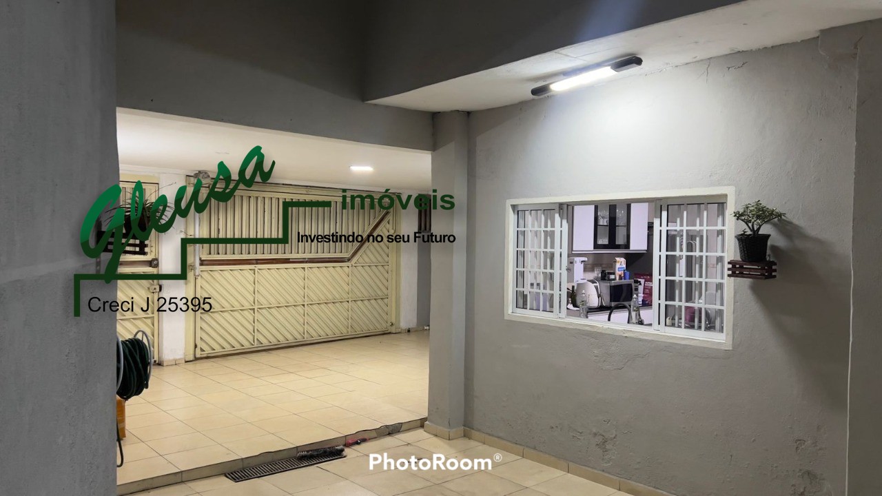 Casa, 3 quartos, 262 m² - Foto 1
