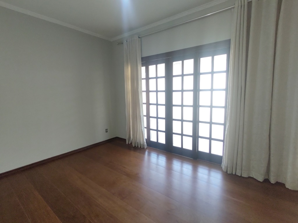 Imóvel Comercial e Residencial à venda em Vinhedo/SP.