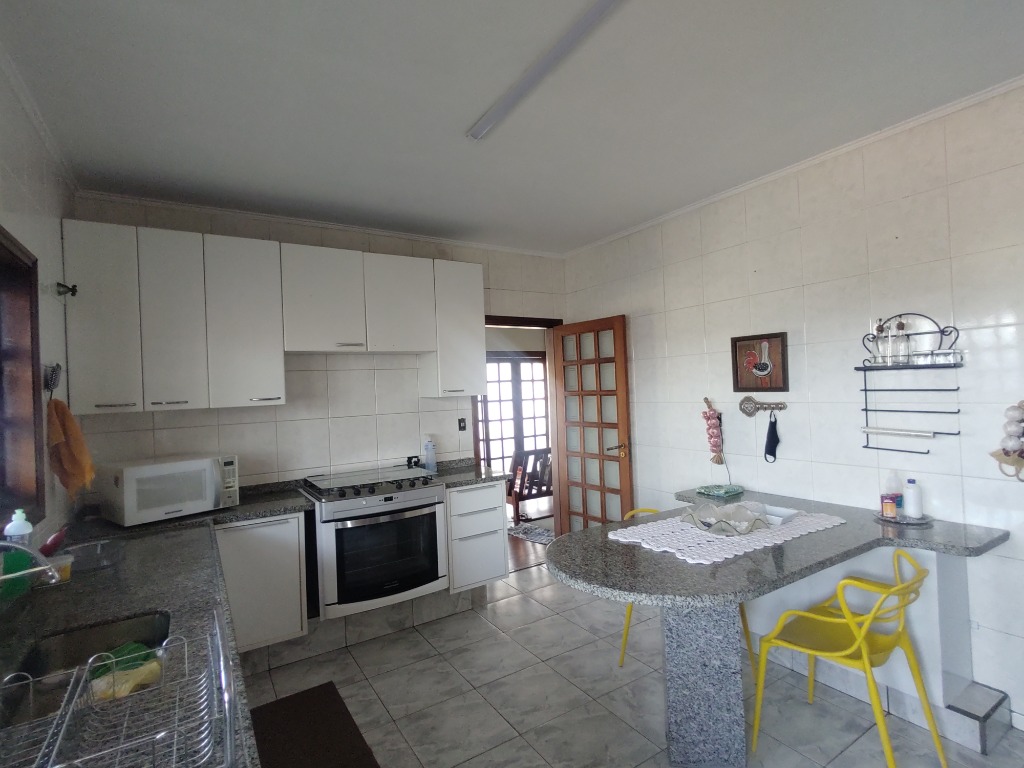 Imóvel Comercial e Residencial à venda em Vinhedo/SP.