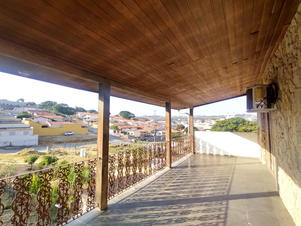 Imóvel Comercial e Residencial à venda em Vinhedo/SP.