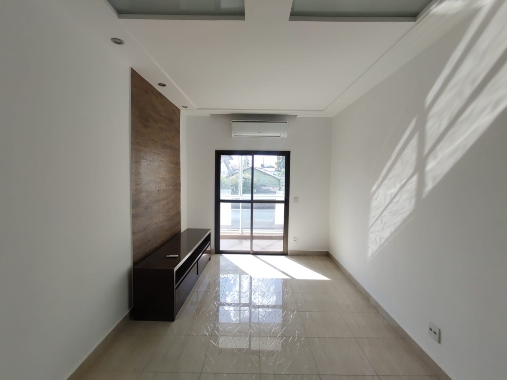 Apartamento à venda com 2 quartos, 65m² - Foto 4