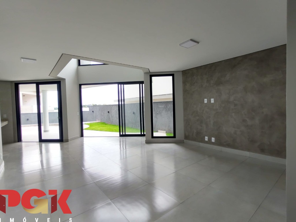 Casa, 3 quartos, 250 m² - Foto 4