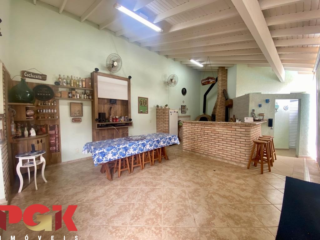 Casa à venda com 3 quartos, 600m² - Foto 20