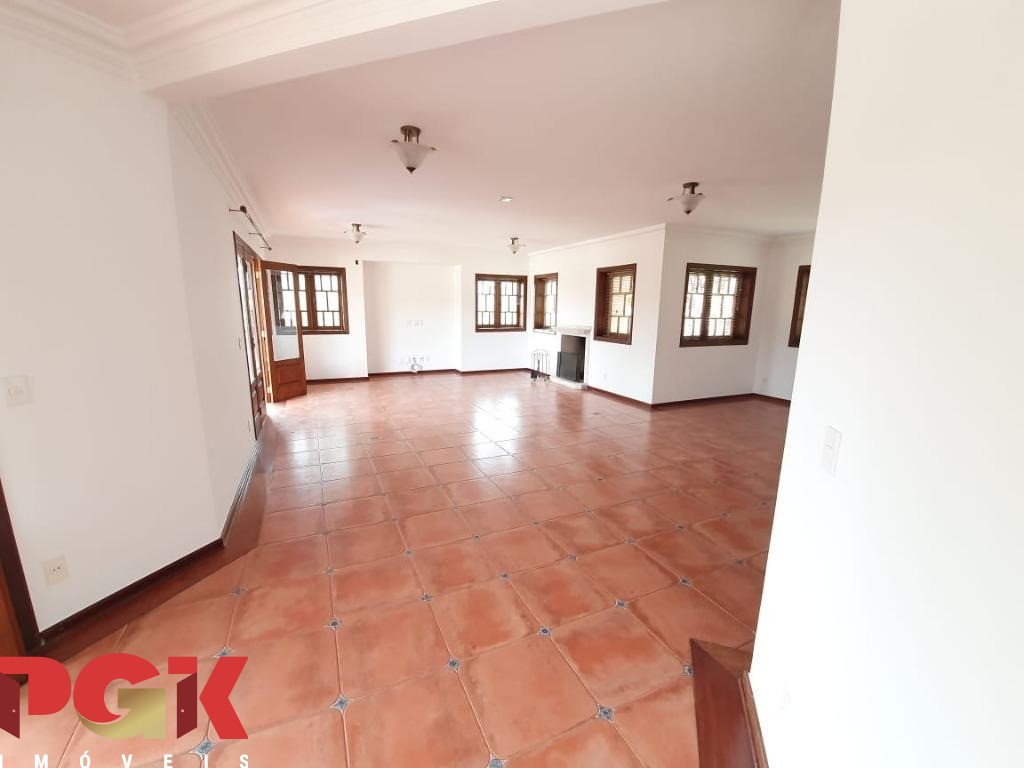 Casa à venda com 4 quartos, 500m² - Foto 5