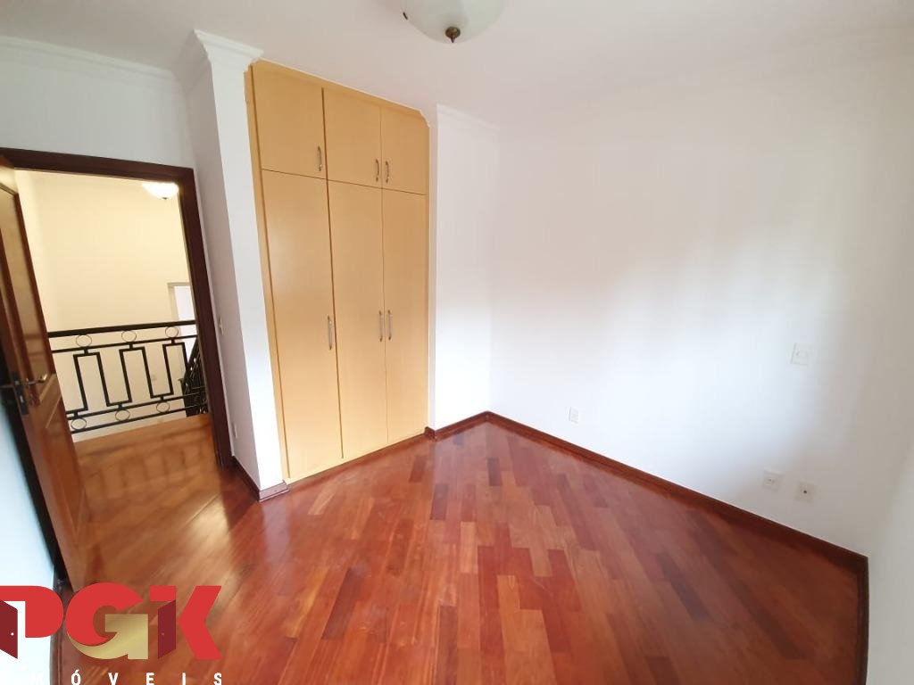 Casa à venda com 4 quartos, 500m² - Foto 11