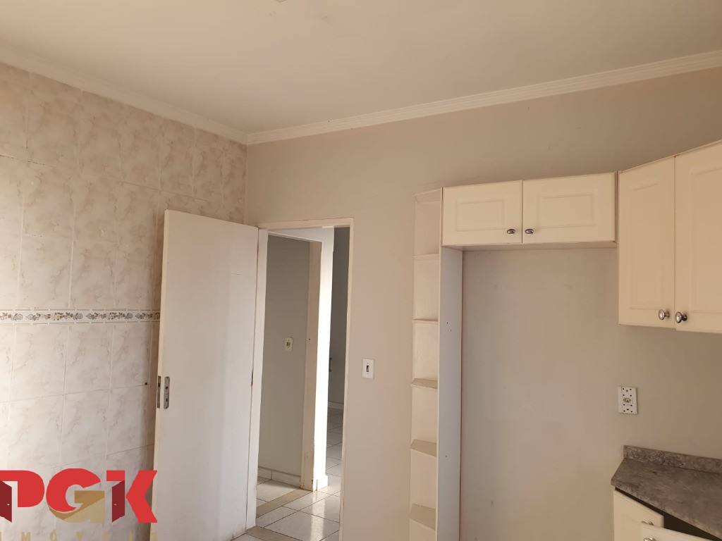 Casa à venda com 3 quartos, 304m² - Foto 11