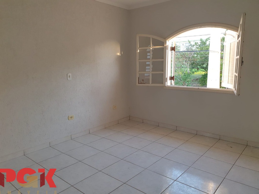 Casa à venda com 3 quartos, 304m² - Foto 19