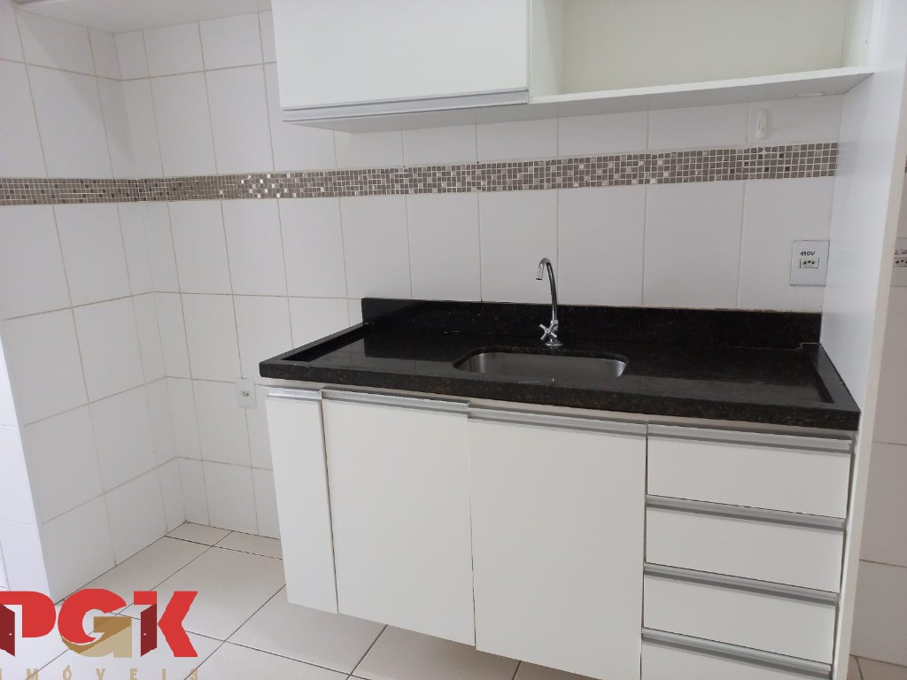 Apartamento para alugar com 2 quartos, 70m² - Foto 13