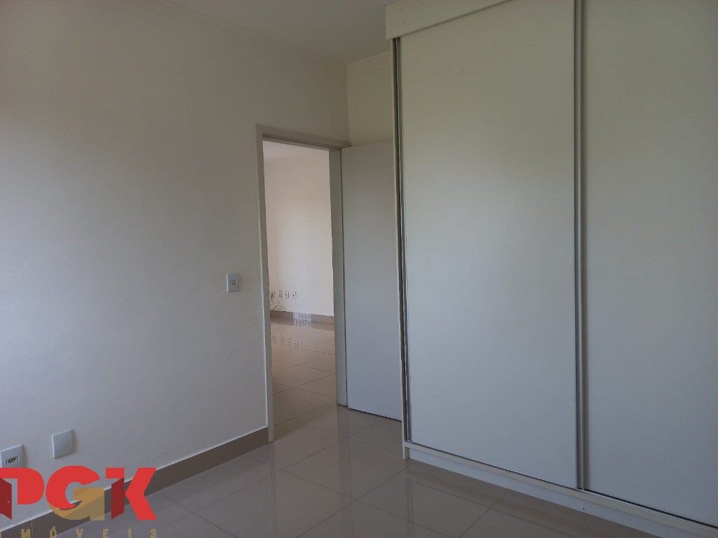 Apartamento para alugar com 2 quartos, 70m² - Foto 19